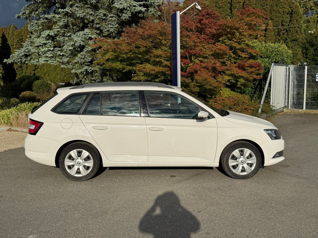Skoda 1,4TDi kombi - Station wagon: fotoğraf 3 Skoda 1,4TDi kombi - Station wagon: fotoğraf 3