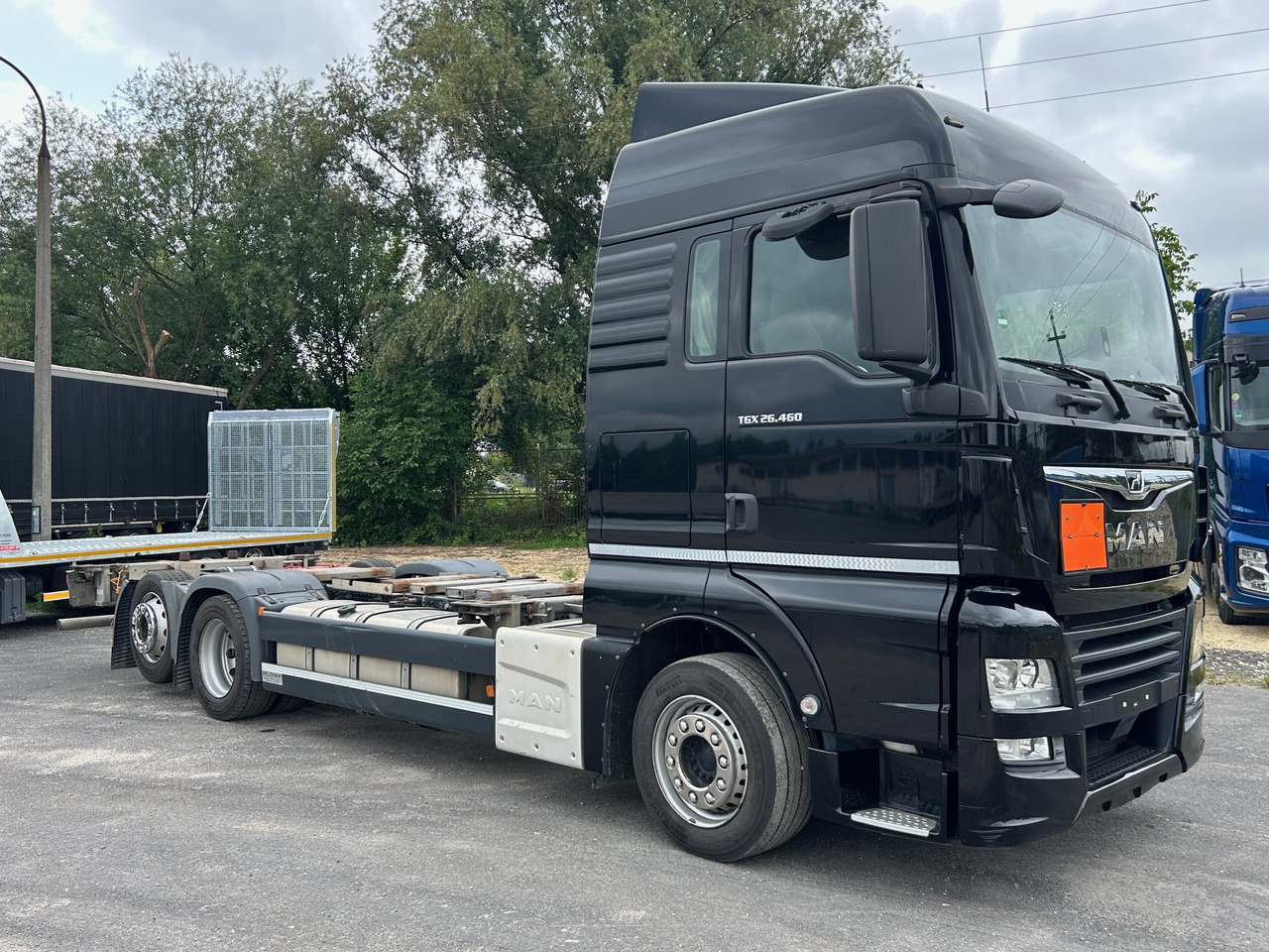 MAN TGX 26.460 / ACC / BDF MULTI / E6 / LOWDECK - Şasi kamyon: fotoğraf 2 MAN TGX 26.460 / ACC / BDF MULTI / E6 / LOWDECK - Şasi kamyon: fotoğraf 2