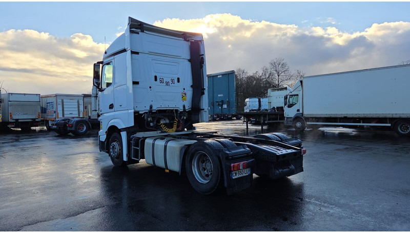 Mercedes-Benz Actros 1845 - Çekici: fotoğraf 3 Mercedes-Benz Actros 1845 - Çekici: fotoğraf 3