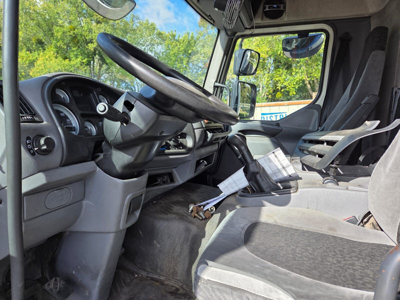 DAF LF55 250 - 19 tons - Tenteli kamyon: fotoğraf 4 DAF LF55 250 - 19 tons - Tenteli kamyon: fotoğraf 4