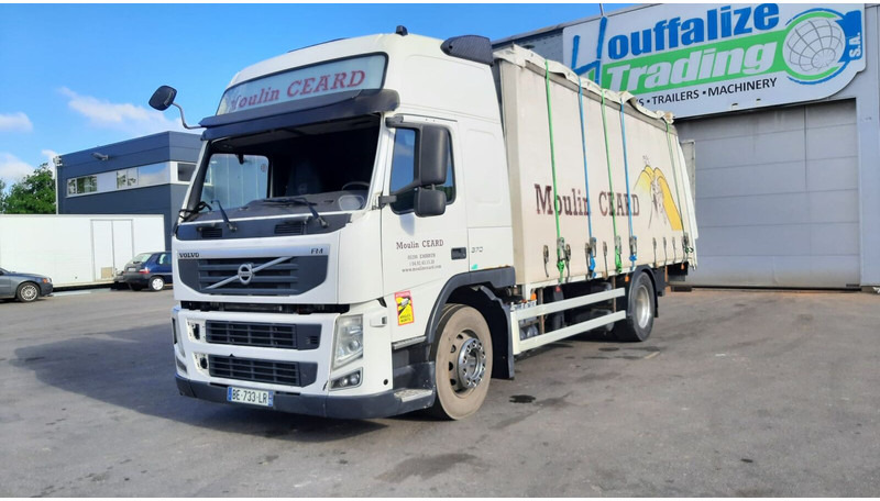 Volvo FM 370 - Tenteli kamyon: fotoğraf 1 Volvo FM 370 - Tenteli kamyon: fotoğraf 1