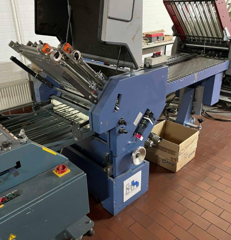 2.tes mobile and height-adjustable four buckle plate folder Herzog & Heymann H&H M7.58-4 - Katlama makinesi: fotoğraf 1 2.tes mobile and height-adjustable four buckle plate folder Herzog & Heymann H&H M7.58-4 - Katlama makinesi: fotoğraf 1