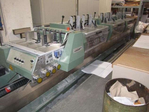 Muller Martini Valore Saddle Stitcher - Baskı makinesi: fotoğraf 1 Muller Martini Valore Saddle Stitcher - Baskı makinesi: fotoğraf 1