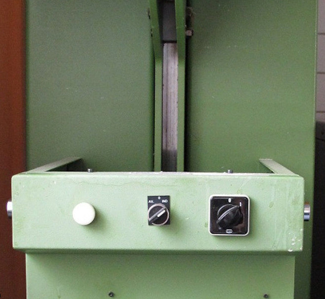 Zechini Gra-for Special 85 rolling semi-automatic book press - Ciltleme Makinesi: fotoğraf 2 Zechini Gra-for Special 85 rolling semi-automatic book press - Ciltleme Makinesi: fotoğraf 2