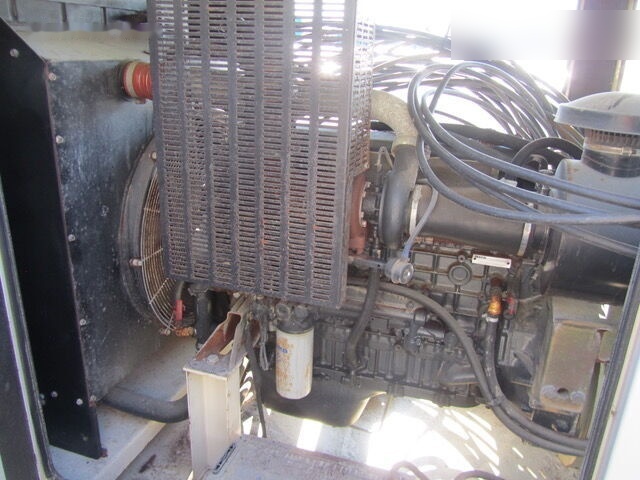 IVECO 250 kVa - Elektrikli jeneratör: fotoğraf 2 IVECO 250 kVa - Elektrikli jeneratör: fotoğraf 2