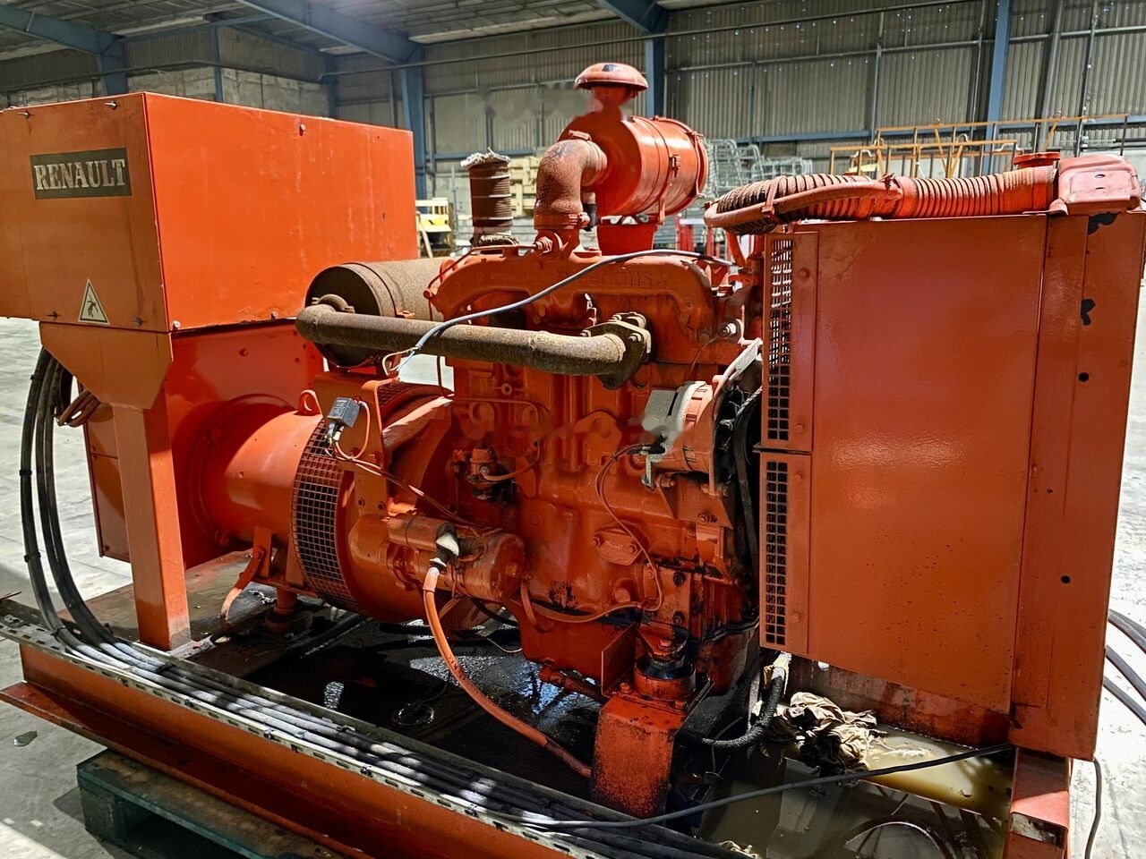 Perkins 50 kVa - Elektrikli jeneratör: fotoğraf 5 Perkins 50 kVa - Elektrikli jeneratör: fotoğraf 5