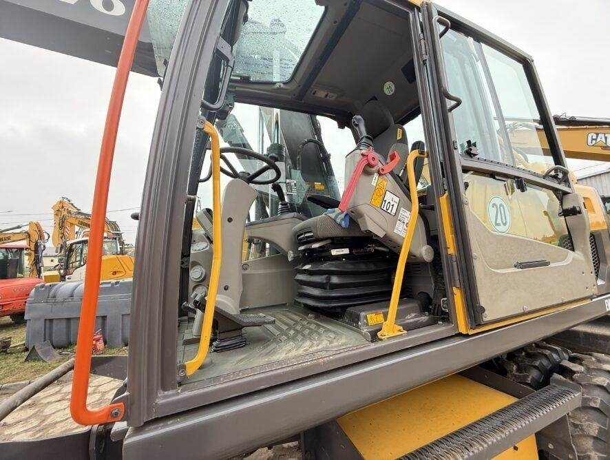Volvo EW140D - Tekerlekli ekskavatör: fotoğraf 5 Volvo EW140D - Tekerlekli ekskavatör: fotoğraf 5