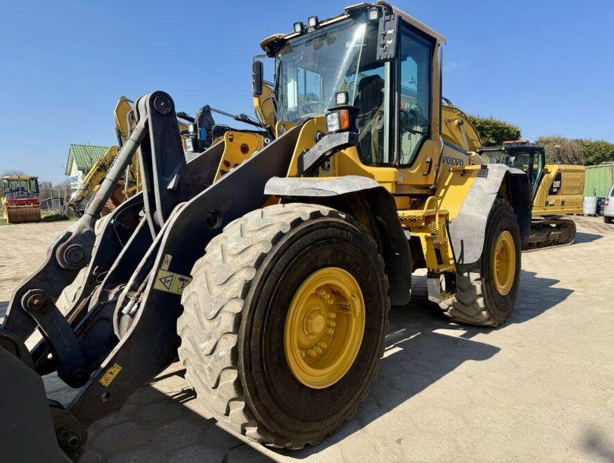 Volvo L120F - Tekerlekli yükleyici: fotoğraf 2 Volvo L120F - Tekerlekli yükleyici: fotoğraf 2