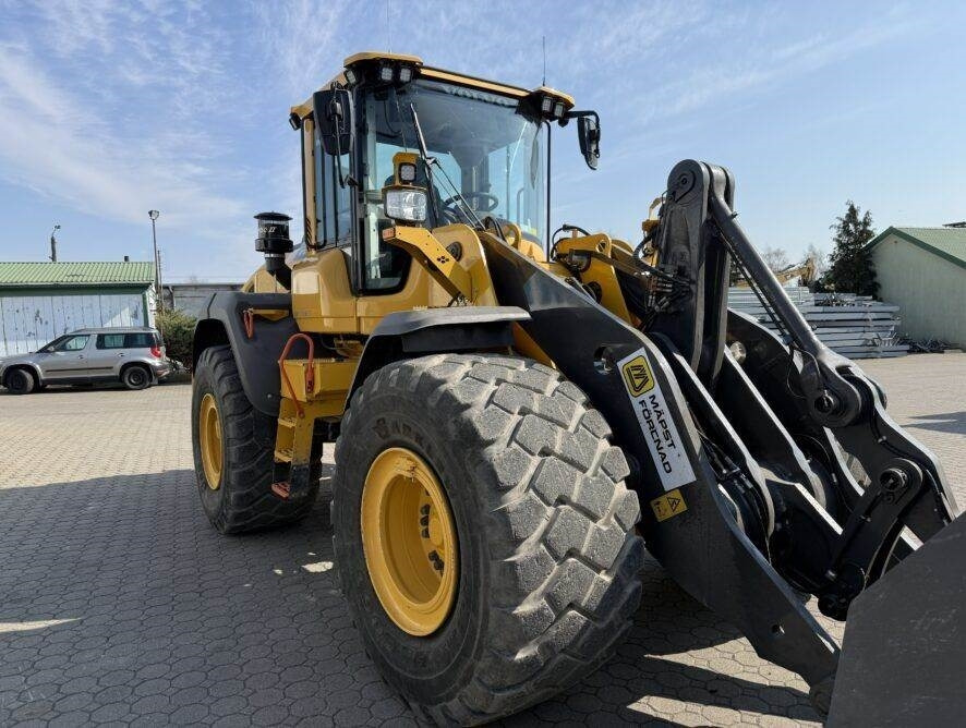 Volvo L120H - Tekerlekli yükleyici: fotoğraf 4 Volvo L120H - Tekerlekli yükleyici: fotoğraf 4