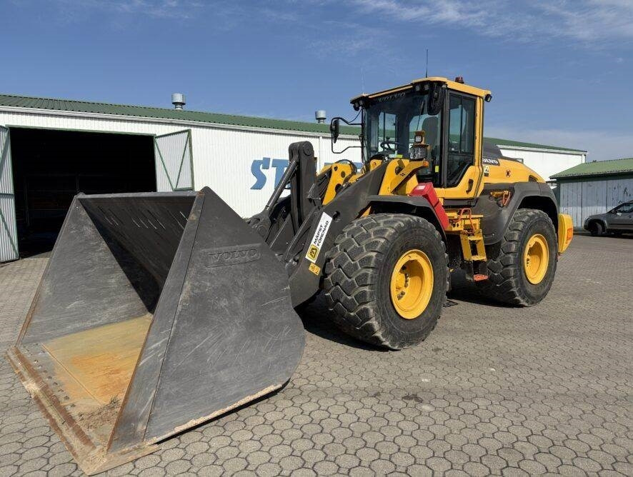 Volvo L120H - Tekerlekli yükleyici: fotoğraf 2 Volvo L120H - Tekerlekli yükleyici: fotoğraf 2