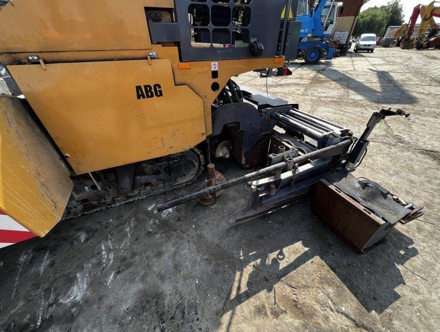 Volvo TITAN 125 - Asfalt serici: fotoğraf 5 Volvo TITAN 125 - Asfalt serici: fotoğraf 5