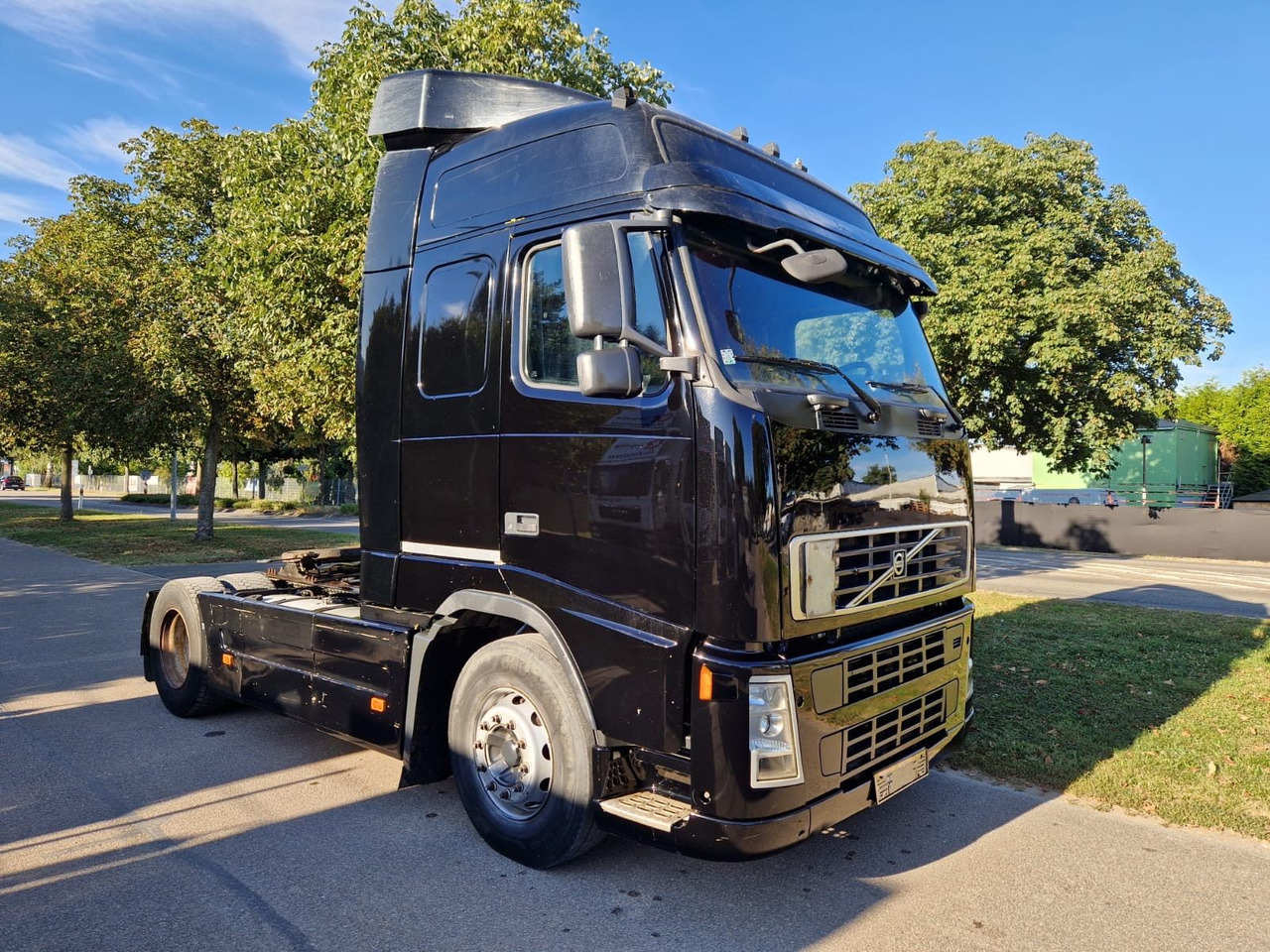 Volvo FH 560 TOP ZUSTAND - Çekici: fotoğraf 2 Volvo FH 560 TOP ZUSTAND - Çekici: fotoğraf 2