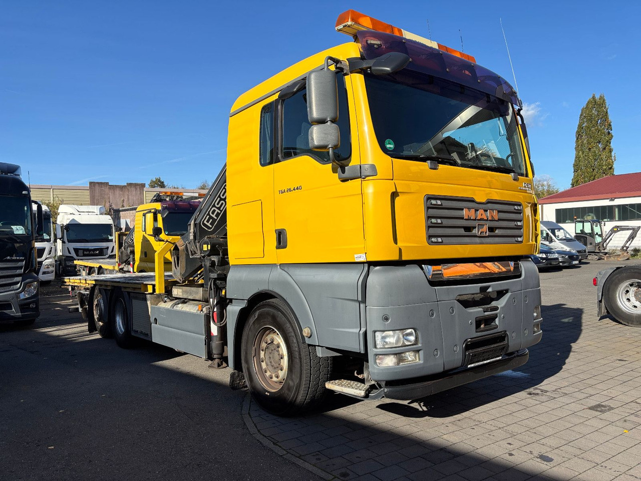 MAN TGA 26.440 FASSI F450AXP Containerauf./Lenkachse - Vinçli kamyon: fotoğraf 3 MAN TGA 26.440 FASSI F450AXP Containerauf./Lenkachse - Vinçli kamyon: fotoğraf 3