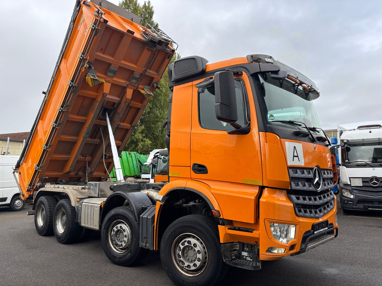 Mercedes-Benz Arocs 3248 8x4 MP5 Bordmatik/Klima/Plane - Damperli kamyon: fotoğraf 4 Mercedes-Benz Arocs 3248 8x4 MP5 Bordmatik/Klima/Plane - Damperli kamyon: fotoğraf 4