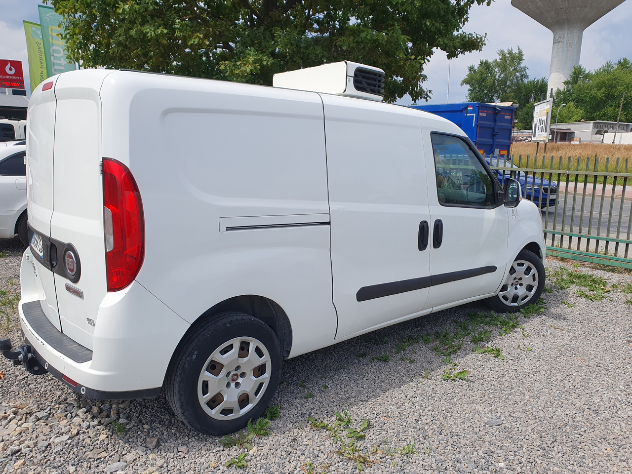 FIAT DOBLO 1.6 LONG CHLODNIA carrier KLIMA EURO6 - Frigorifik kamyonet: fotoğraf 3 FIAT DOBLO 1.6 LONG CHLODNIA carrier KLIMA EURO6 - Frigorifik kamyonet: fotoğraf 3