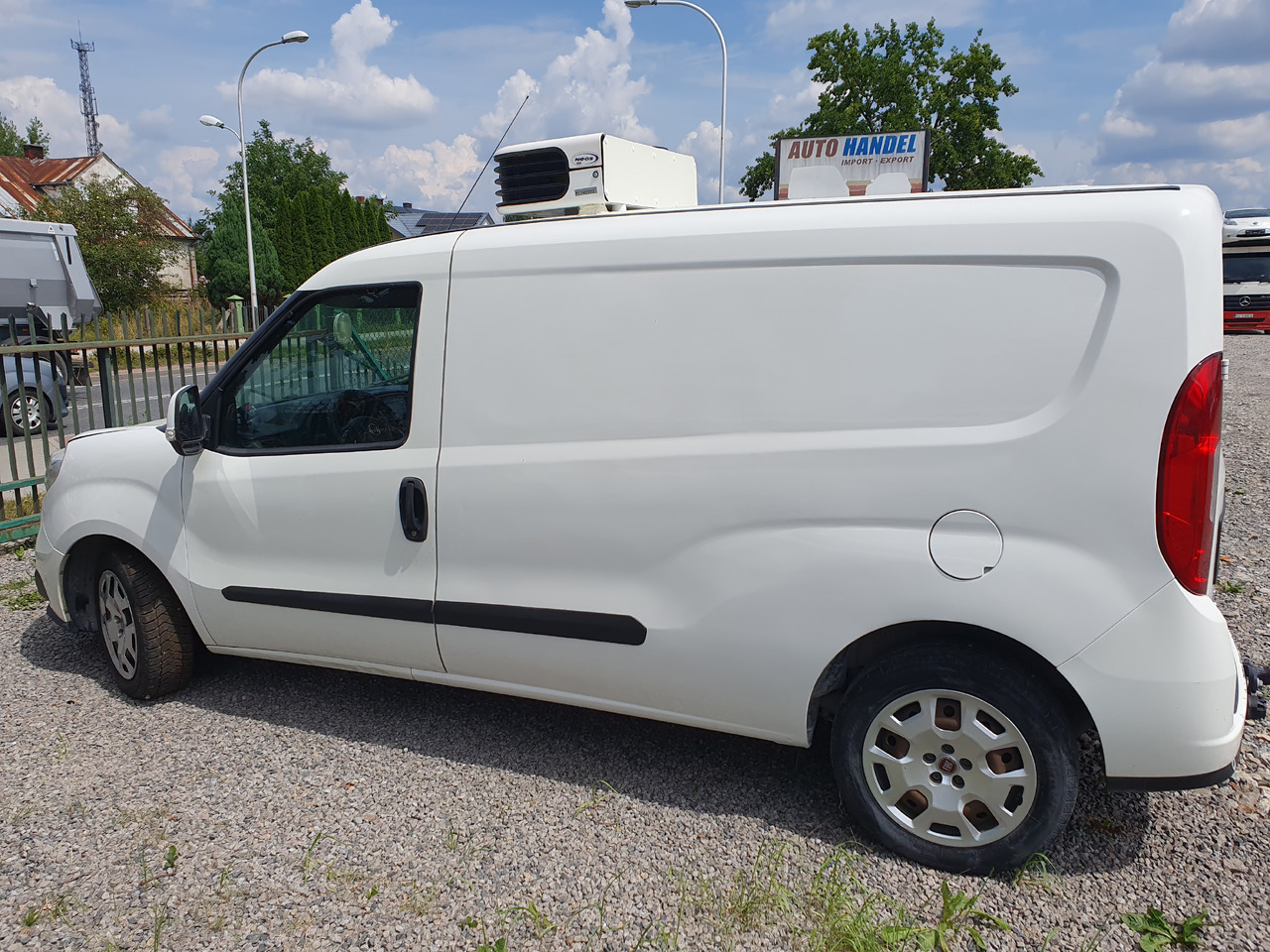 FIAT DOBLO LONG CHLODNIA carrier KLIMA EURO6 - Frigorifik kamyonet: fotoğraf 4 FIAT DOBLO LONG CHLODNIA carrier KLIMA EURO6 - Frigorifik kamyonet: fotoğraf 4