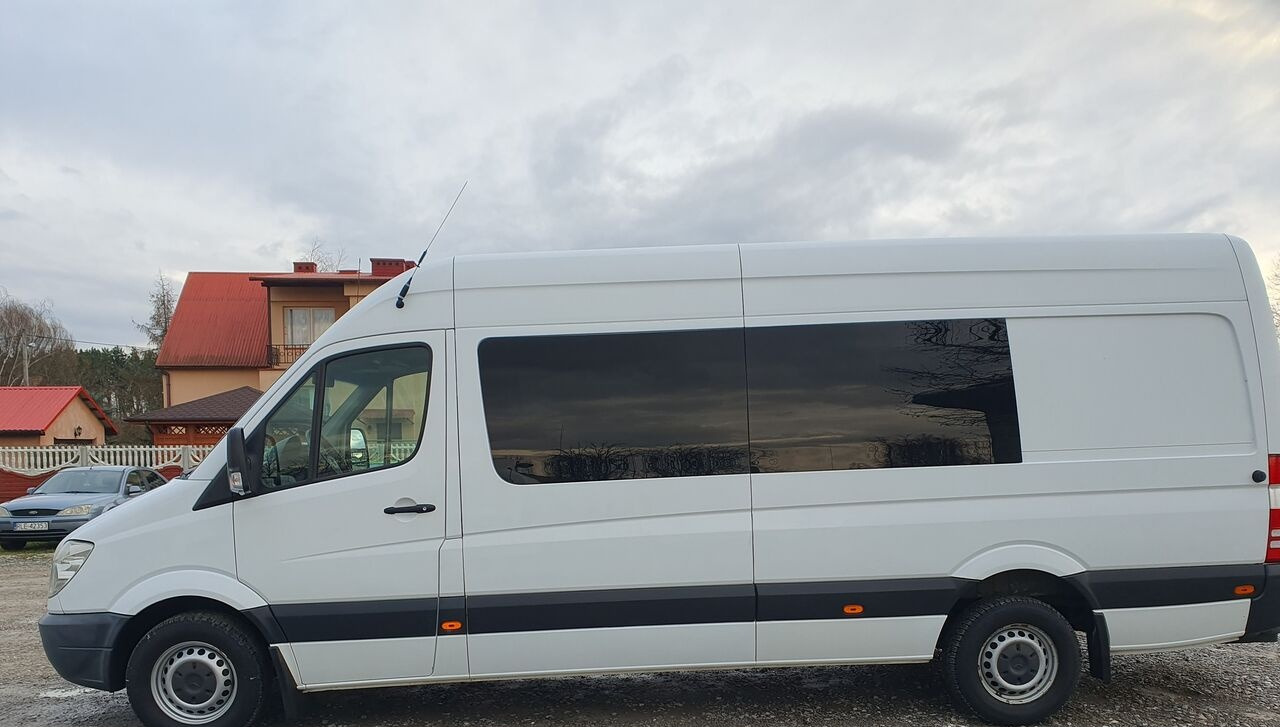 Mercedes-Benz SPRINTER 319 9 OSOB KLIMA WEBASTO TV TYL PODUSZKI EURO5 - Minibüs, Minivan: fotoğraf 2 Mercedes-Benz SPRINTER 319 9 OSOB KLIMA WEBASTO TV TYL PODUSZKI EURO5 - Minibüs, Minivan: fotoğraf 2