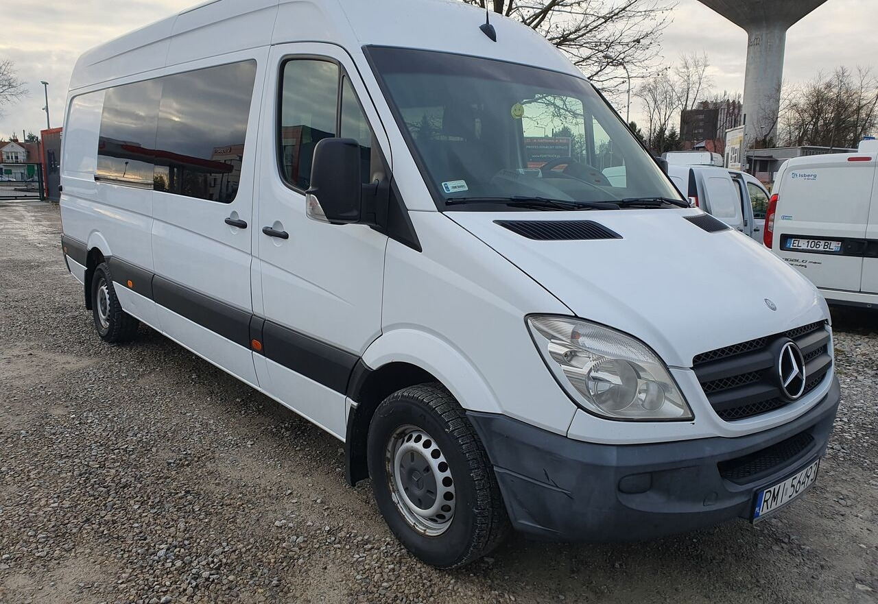 Mercedes-Benz SPRINTER 319 9 OSOB KLIMA WEBASTO TV TYL PODUSZKI EURO5 - Minibüs, Minivan: fotoğraf 1 Mercedes-Benz SPRINTER 319 9 OSOB KLIMA WEBASTO TV TYL PODUSZKI EURO5 - Minibüs, Minivan: fotoğraf 1