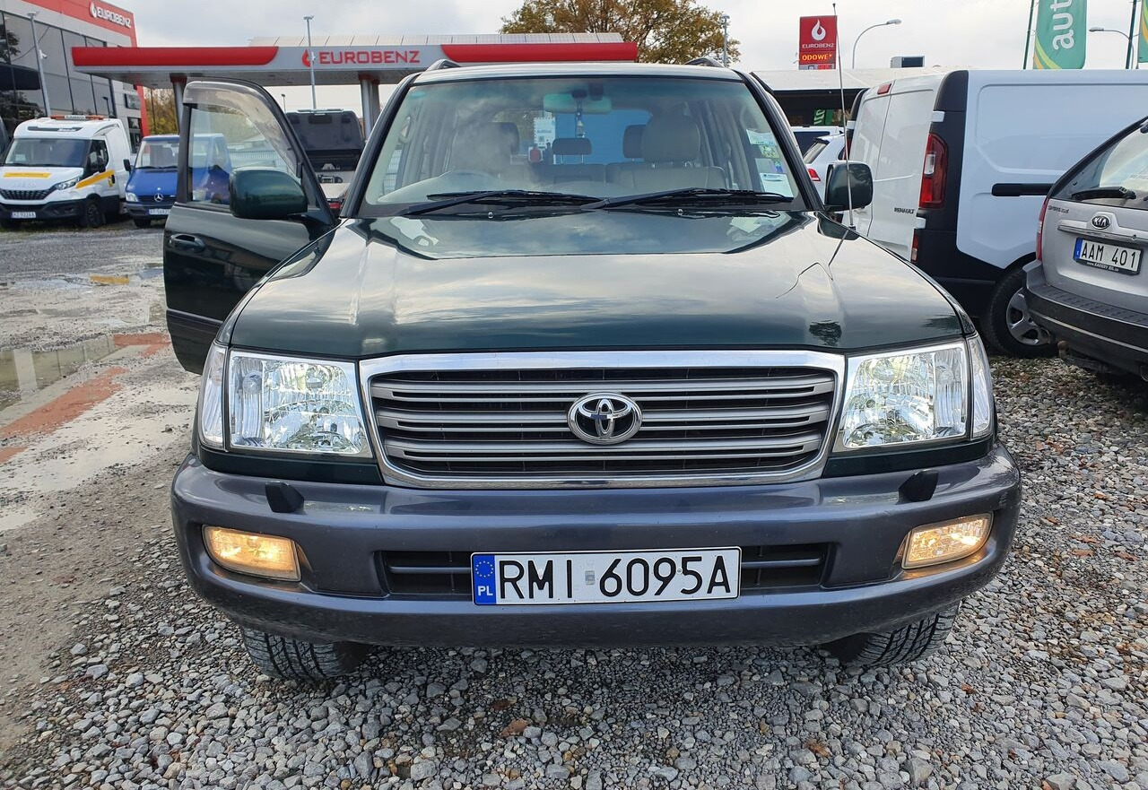 Toyota LAND CRUISER 100 4,2 TD KLIMA 7 OSOB - SUV: fotoğraf 3 Toyota LAND CRUISER 100 4,2 TD KLIMA 7 OSOB - SUV: fotoğraf 3
