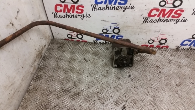 Fiat 780 Power Steering Pump. Please Check By Photos. - Hidrolik güçlendirici pompası - Traktör: fotoğraf 1 Fiat 780 Power Steering Pump. Please Check By Photos. - Hidrolik güçlendirici pompası - Traktör: fotoğraf 1