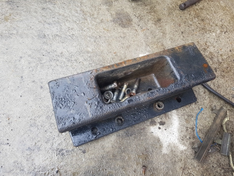 Ford 6635 Fiat L95 New Holland Tl100 Front Weight Carrier 5199414, 5172314 - Denge ağırlık: fotoğraf 5 Ford 6635 Fiat L95 New Holland Tl100 Front Weight Carrier 5199414, 5172314 - Denge ağırlık: fotoğraf 5