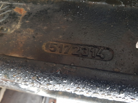 Ford 6635 Fiat L95 New Holland Tl100 Front Weight Carrier 5199414, 5172314 - Denge ağırlık: fotoğraf 4 Ford 6635 Fiat L95 New Holland Tl100 Front Weight Carrier 5199414, 5172314 - Denge ağırlık: fotoğraf 4