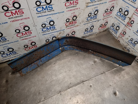 Ford 7840, 6640, 40 Series, Cab Mudguard Pair 82003106, 82003105 - Kanat: fotoğraf 4 Ford 7840, 6640, 40 Series, Cab Mudguard Pair 82003106, 82003105 - Kanat: fotoğraf 4