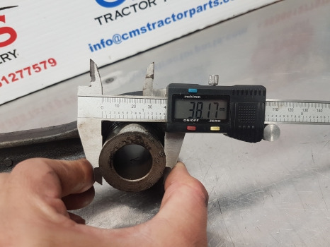 Ford 8210, Series 8530, 7810, 7910, Tw5, Conrod 82853262, 87801218 - Motor ve yedek parça: fotoğraf 5 Ford 8210, Series 8530, 7810, 7910, Tw5, Conrod 82853262, 87801218 - Motor ve yedek parça: fotoğraf 5