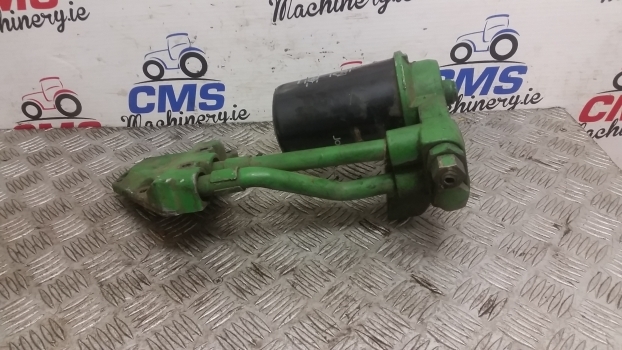 John Deere 6110 Oil Filter Head And Adapter Fitting Re503727, Re519885, R501436 - Yağ filtresi - Traktör: fotoğraf 4 John Deere 6110 Oil Filter Head And Adapter Fitting Re503727, Re519885, R501436 - Yağ filtresi - Traktör: fotoğraf 4
