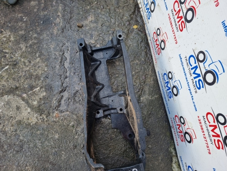 John Deere 6145r, 6m, 6r Series, Exhaust Carrier Bracket L213285 - Egzoz sistemi: fotoğraf 5 John Deere 6145r, 6m, 6r Series, Exhaust Carrier Bracket L213285 - Egzoz sistemi: fotoğraf 5