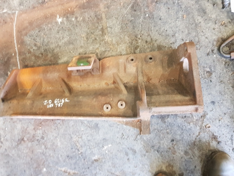John Deere 6215r, 6m, 6r Series, Exhaust Bracket Support L213284 - Egzoz sistemi: fotoğraf 2 John Deere 6215r, 6m, 6r Series, Exhaust Bracket Support L213284 - Egzoz sistemi: fotoğraf 2