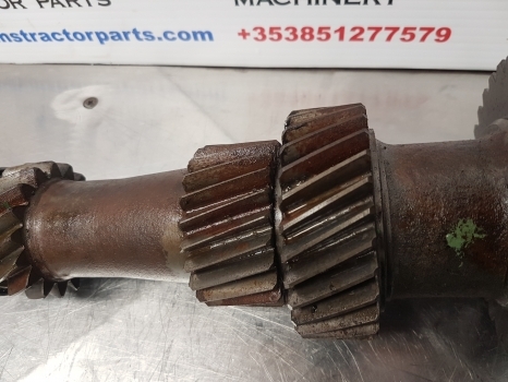 John Deere 6610, 6510, 6310, 6410transmission Drive Shaft 50km L112410 - Aks mili - Traktör: fotoğraf 4 John Deere 6610, 6510, 6310, 6410transmission Drive Shaft 50km L112410 - Aks mili - Traktör: fotoğraf 4