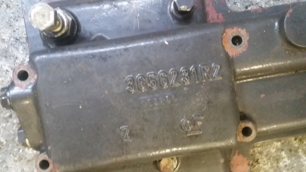 Landini Mythos 115 Transmission Control Cover Assembly 3656231m4, 3656231r2 - Vites kolu - Traktör: fotoğraf 2 Landini Mythos 115 Transmission Control Cover Assembly 3656231m4, 3656231r2 - Vites kolu - Traktör: fotoğraf 2