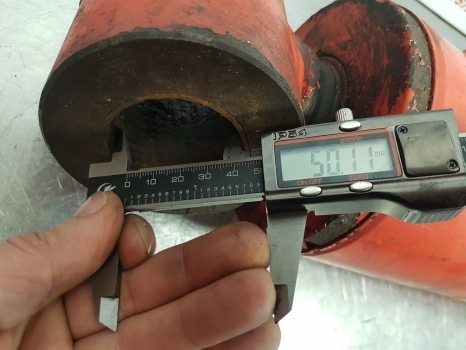 Manitou Mrt 2540, 2150, Mrt-x2150 Stabiliser Tilt Cylinder 569635 - Hidrolik silindir - Teleskopik yükleyici: fotoğraf 4 Manitou Mrt 2540, 2150, Mrt-x2150 Stabiliser Tilt Cylinder 569635 - Hidrolik silindir - Teleskopik yükleyici: fotoğraf 4