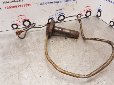 Massey Ferguson 3000, 5400, 6100, 6200, 6400 Ser 6160 Load Sensor Pin 3713763m1 - Sensör - Traktör: fotoğraf 3 Massey Ferguson 3000, 5400, 6100, 6200, 6400 Ser 6160 Load Sensor Pin 3713763m1 - Sensör - Traktör: fotoğraf 3