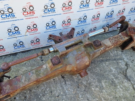 Massey Ferguson 3125, 3645, 3670, 3635, Front Axle Complete 3428419m92 - Aks ve yedek parça: fotoğraf 3 Massey Ferguson 3125, 3645, 3670, 3635, Front Axle Complete 3428419m92 - Aks ve yedek parça: fotoğraf 3