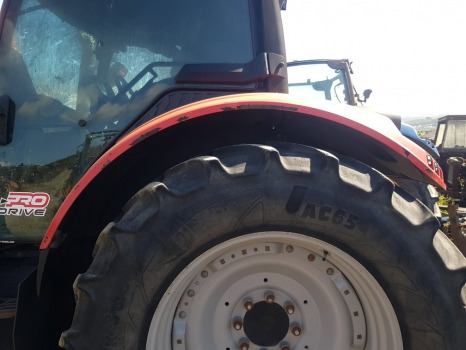 Mccormick X7.650 Cab Mudguard Fender Rear Kit - Kanat - Traktör: fotoğraf 4 Mccormick X7.650 Cab Mudguard Fender Rear Kit - Kanat - Traktör: fotoğraf 4
