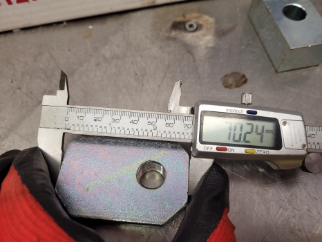 New Holland Case Tm, Mxm, T6, T7, Tsa, T7000, Maxxum, Puma Fan Weight Lock Plate Kit 82012443 - Denge ağırlık: fotoğraf 5 New Holland Case Tm, Mxm, T6, T7, Tsa, T7000, Maxxum, Puma Fan Weight Lock Plate Kit 82012443 - Denge ağırlık: fotoğraf 5