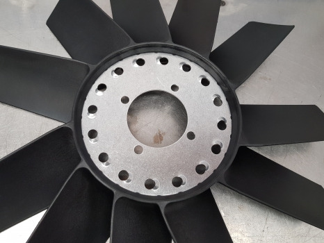 New Holland Caset4000, Td5, Td5000, Tla, Tnda, Tnsa Cooling Fan 5198172 - Vantilatör: fotoğraf 5 New Holland Caset4000, Td5, Td5000, Tla, Tnda, Tnsa Cooling Fan 5198172 - Vantilatör: fotoğraf 5