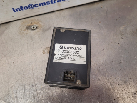 New Holland Fiat 60, M Series 8360, 8560 Transmission Display Module 82003582 - Elektrik sistemi: fotoğraf 4 New Holland Fiat 60, M Series 8360, 8560 Transmission Display Module 82003582 - Elektrik sistemi: fotoğraf 4