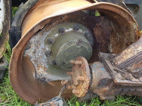 Renault Ares 696 Carraro 20.29 Front Axle Complete 138521, 133573, 6000103303 - Ön aks - Traktör: fotoğraf 2 Renault Ares 696 Carraro 20.29 Front Axle Complete 138521, 133573, 6000103303 - Ön aks - Traktör: fotoğraf 2