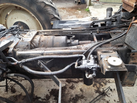 Valtra 6400 Front, Rear Axle, Transmission, Hydraulic, Lift, Pto, Engine Parts - Motor ve yedek parça: fotoğraf 4 Valtra 6400 Front, Rear Axle, Transmission, Hydraulic, Lift, Pto, Engine Parts - Motor ve yedek parça: fotoğraf 4