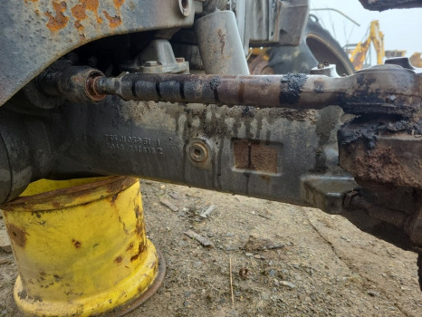 Valtra T174ea Front axle housing rhs 755.01.059.61 - Ön aks - Tarım araçları: fotoğraf 2 Valtra T174ea Front axle housing rhs 755.01.059.61 - Ön aks - Tarım araçları: fotoğraf 2