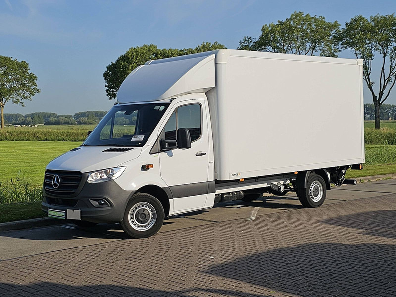 Mercedes-Benz Sprinter 317 Bakwagen Laadklep! - Kapalı kasa kamyonet: fotoğraf 2 Mercedes-Benz Sprinter 317 Bakwagen Laadklep! - Kapalı kasa kamyonet: fotoğraf 2