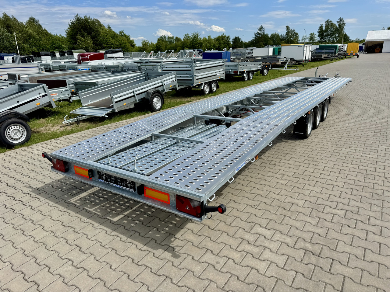 NIEWIADÓW Indiana 9m x 2.1 m | 3.5T - Araba taşıyıcı römork: fotoğraf 5 NIEWIADÓW Indiana 9m x 2.1 m | 3.5T - Araba taşıyıcı römork: fotoğraf 5