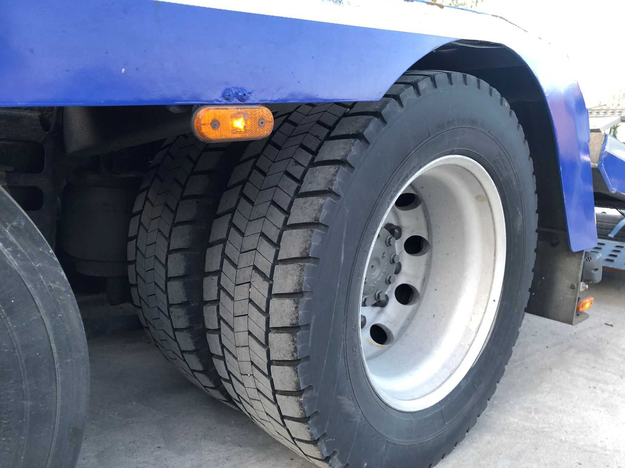 MAN TGA 26.440, Euro 5, FVG Autotransporter Autolaweta zestaw 6 osi - Araba taşıyıcı kamyon: fotoğraf 5 MAN TGA 26.440, Euro 5, FVG Autotransporter Autolaweta zestaw 6 osi - Araba taşıyıcı kamyon: fotoğraf 5