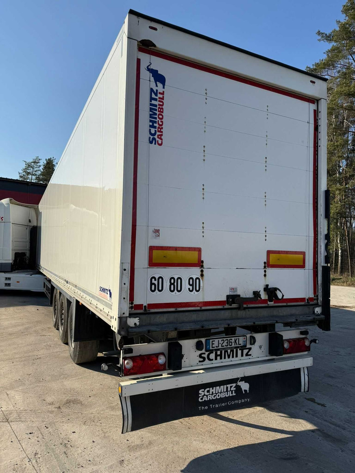 Schmitz Izoterma Kontener Box, 2017r, roleta , 481083 km , z Francji - Izotermik dorse: fotoğraf 2 Schmitz Izoterma Kontener Box, 2017r, roleta , 481083 km , z Francji - Izotermik dorse: fotoğraf 2