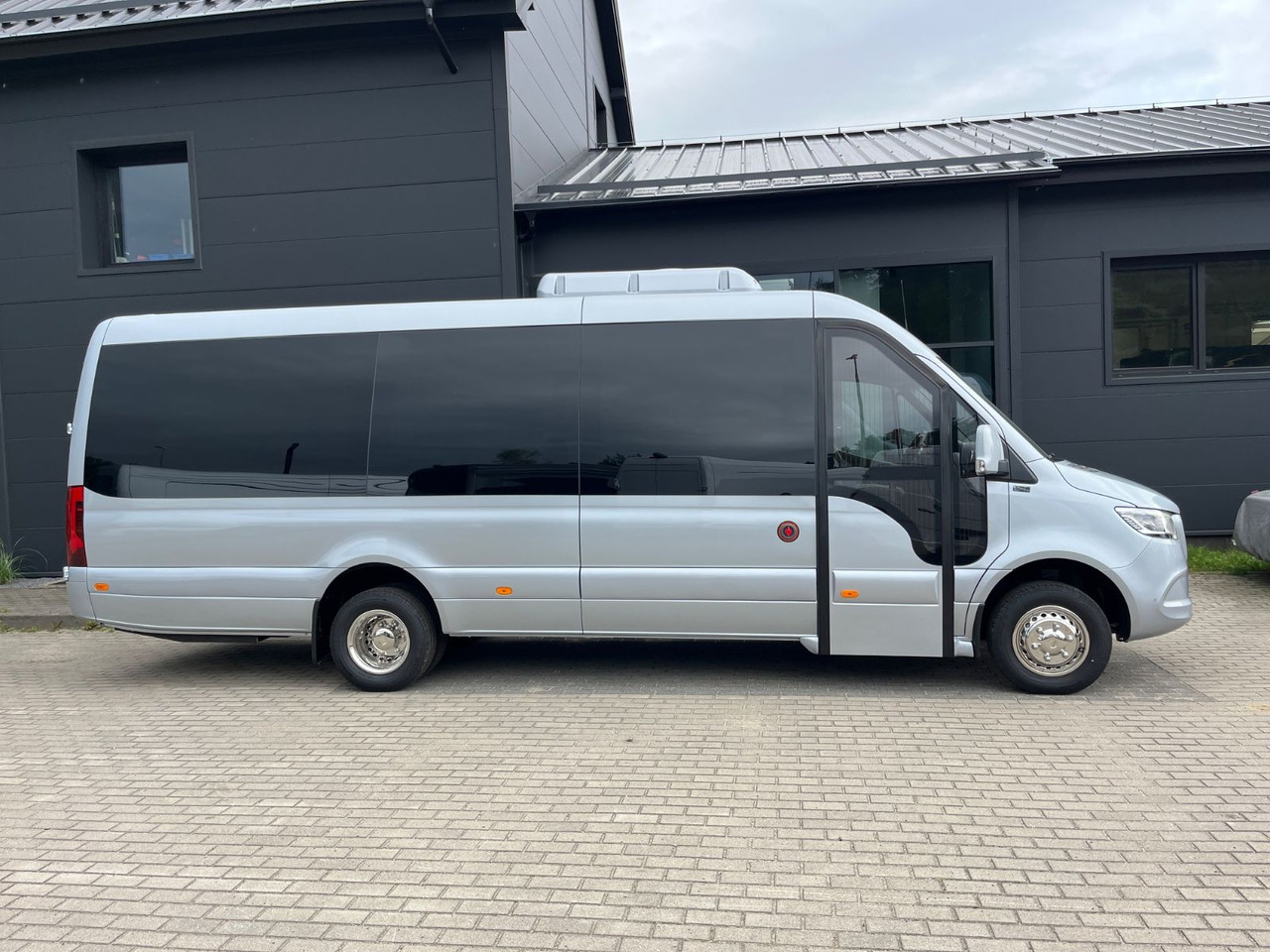 Mercedes-Benz Sprinter 519 TRANSFER XL / 22+1+1 / ON STOCK!!! Mercedes-Benz Sprinter 519 TOURIST XL/ 21-24 Seats/ IN STOCK! - Minibüs, Minivan: fotoğraf 4 Mercedes-Benz Sprinter 519 TRANSFER XL / 22+1+1 / ON STOCK!!! Mercedes-Benz Sprinter 519 TOURIST XL/ 21-24 Seats/ IN STOCK! - Minibüs, Minivan: fotoğraf 4