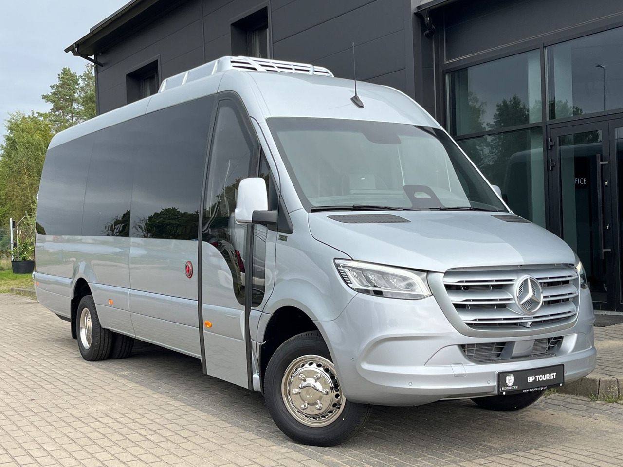 Mercedes-Benz Sprinter 519 TRANSFER XL / 22+1+1 / ON STOCK!!! Mercedes-Benz Sprinter 519 TOURIST XL/ 21-24 Seats/ IN STOCK! - Minibüs, Minivan: fotoğraf 1 Mercedes-Benz Sprinter 519 TRANSFER XL / 22+1+1 / ON STOCK!!! Mercedes-Benz Sprinter 519 TOURIST XL/ 21-24 Seats/ IN STOCK! - Minibüs, Minivan: fotoğraf 1