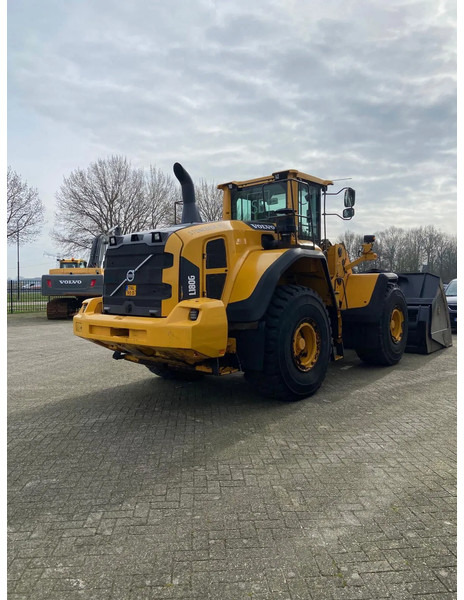 Volvo L180 G - Tekerlekli yükleyici: fotoğraf 3 Volvo L180 G - Tekerlekli yükleyici: fotoğraf 3